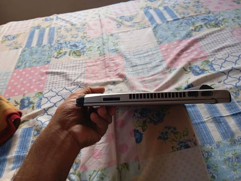 dell latitude 3330 1