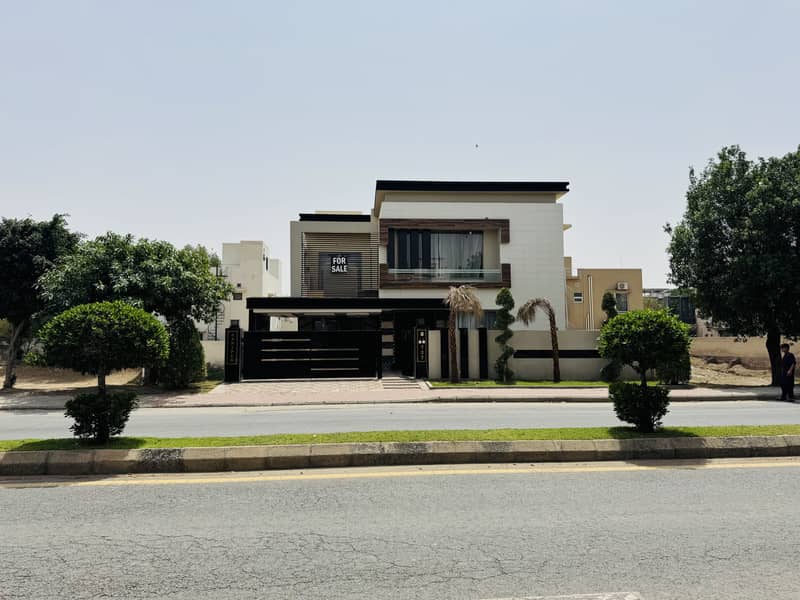 One Kanal Ultra Classic Architect Designer Brand New House For Sale In Bahria Town Lahore 0