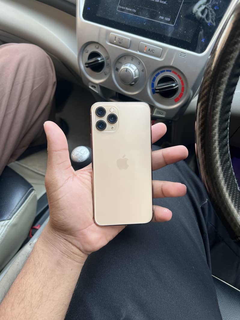 Apple iPhone 11 Pro 0