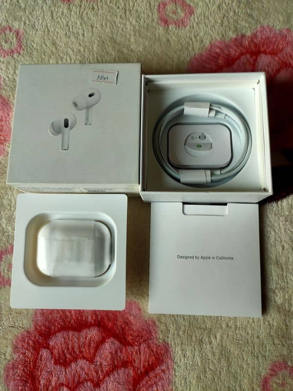 APPLE AIRPODS PRO 2ND GENERATION 1