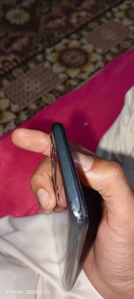 boxes nia ha charger ha exchange kra possbile ha pancel exchange kra 1
