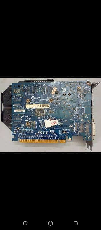 GTX 750 ti 2 GB GDDR5 1