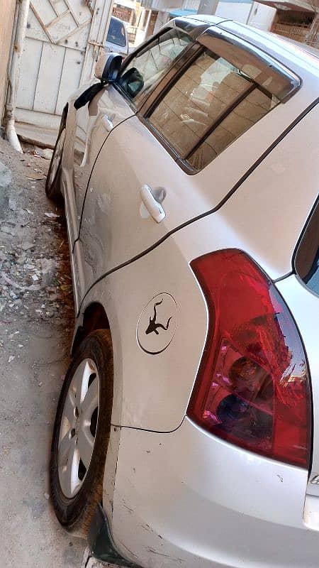 Suzuki Swift DLX 2014 B2B original 4