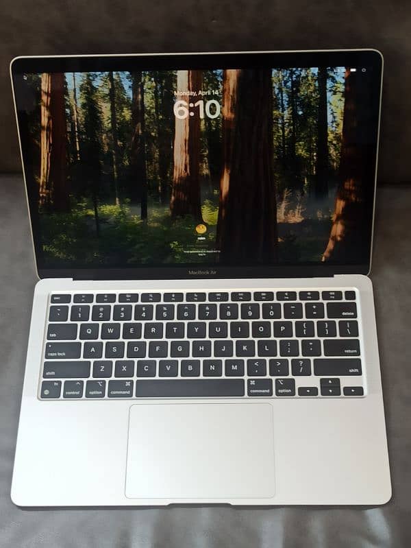 MacBook Pro M2 2022 8GB 256GB 13 inches 2