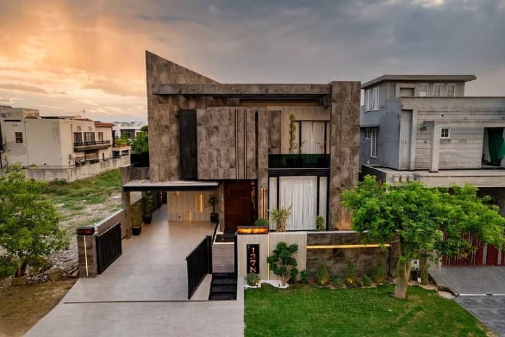 Mini Swimming Pool 20 Marla House In Stunning DHA Phase 6 Is Available For sale 2
