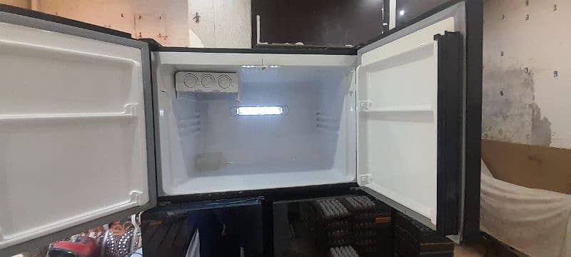 Dawlance Double Door Fridge 6