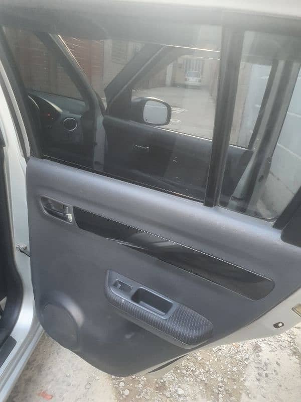 Suzuki Swift 2010 14
