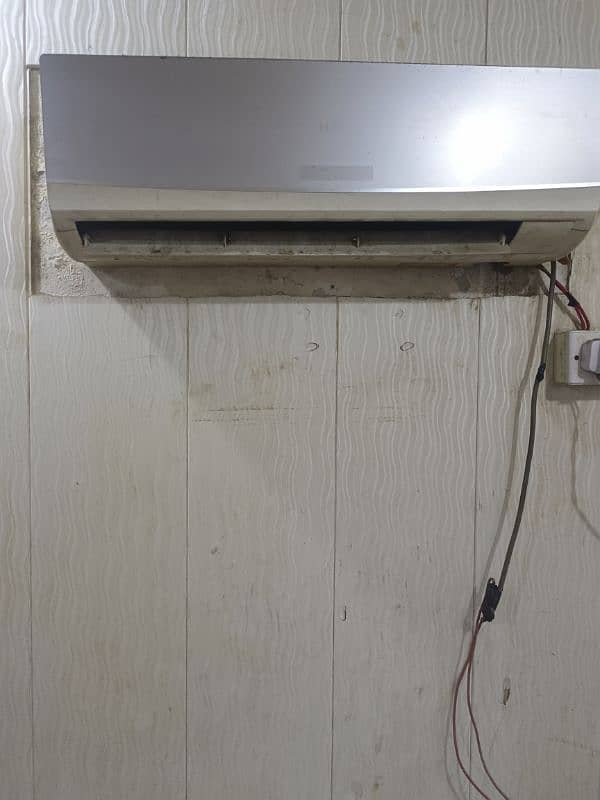 Wana sale 1 Ton split Ac 0