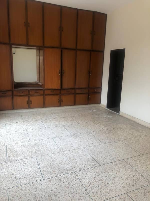 2Kanal 6bed House Available For Rent In Dha Phase 1 3