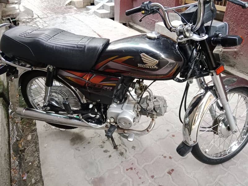 honda cd70 in genuine condition 6