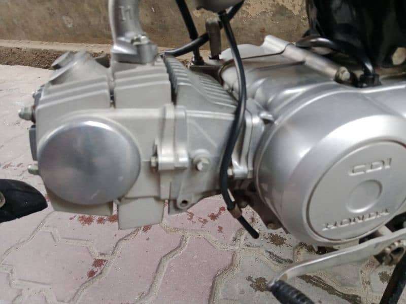 honda cd70 in genuine condition 8