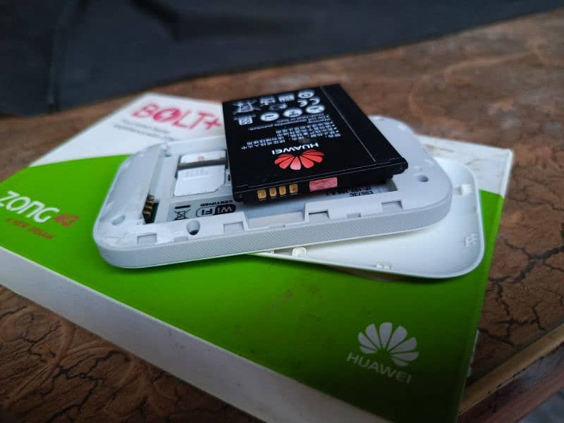 Zong bolt plus unlocked Wifi device03448502692 4
