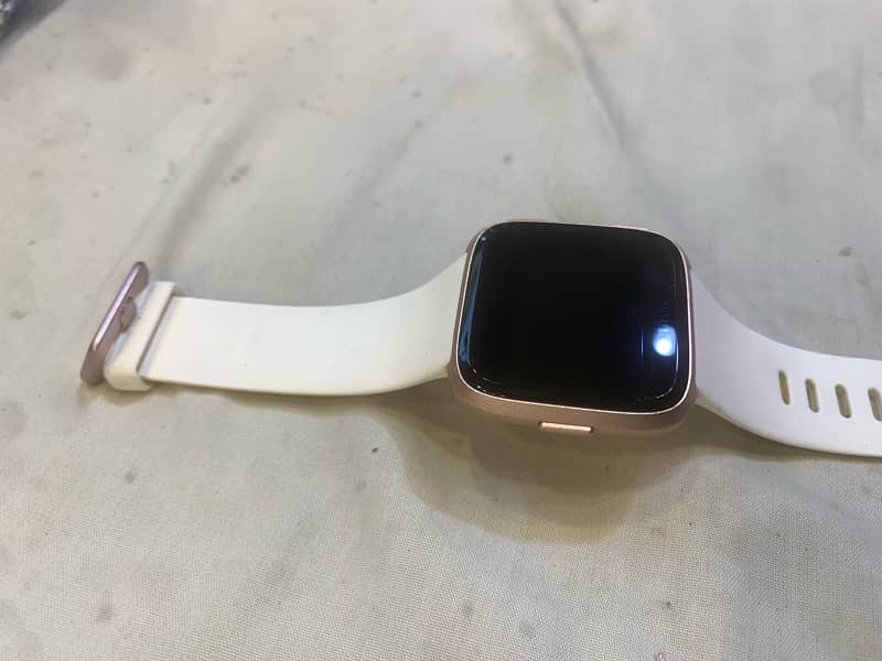 Fitbit versa 2
