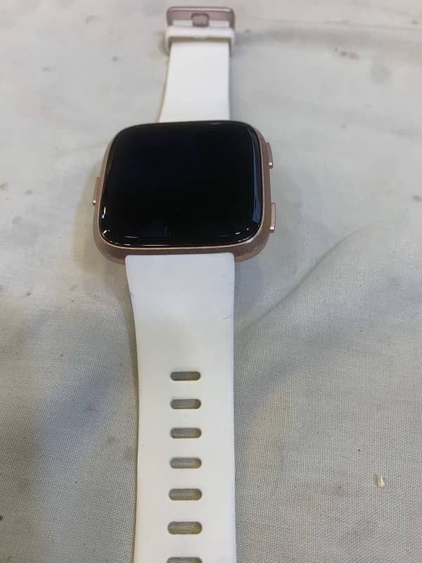 Fitbit versa 3