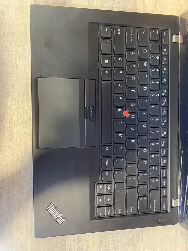 Lenevo T460s Laptop TouchScreen | Core i5 6th Gen | 8Gb ram 256 Gb SSD 2