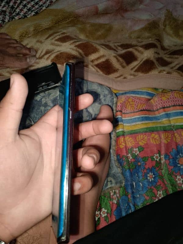 sim lock 10by 9 condition condition moto edge plus 4