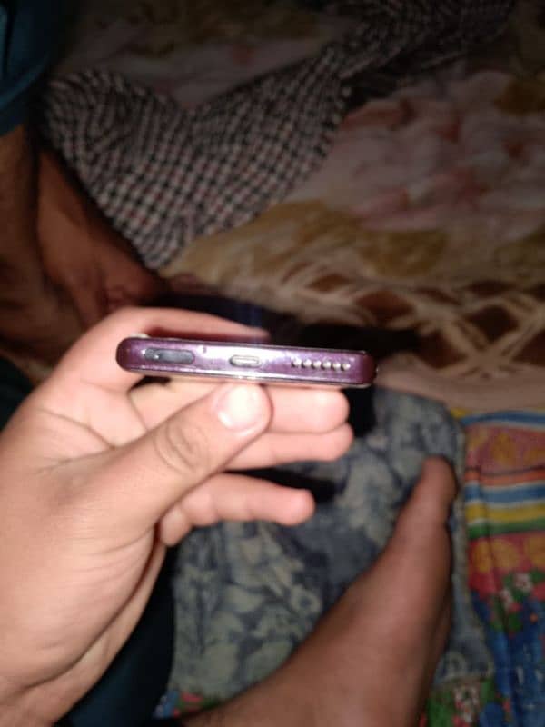 sim lock 10by 9 condition condition moto edge plus 6