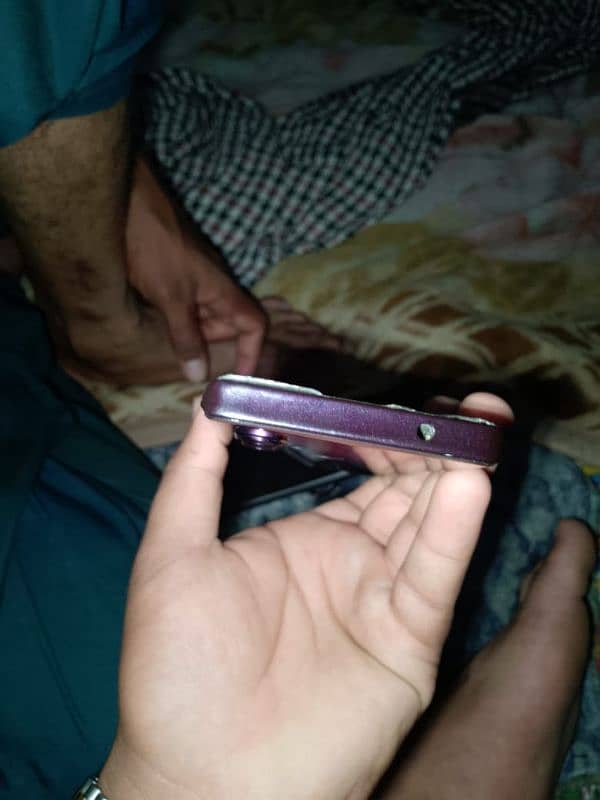 sim lock 10by 9 condition condition moto edge plus 7