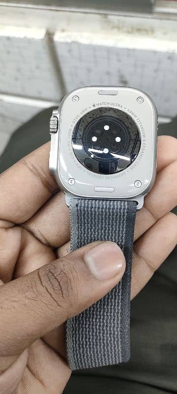 watch Altra 1