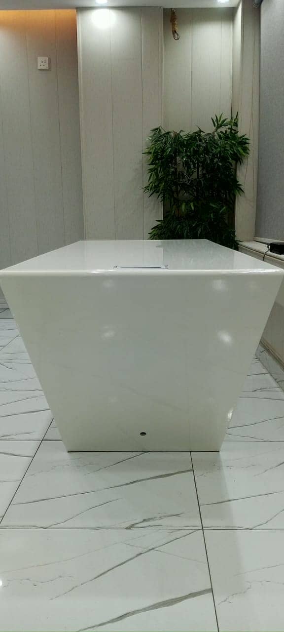Table/office table/Executive table/luxury table/CEO office table 0