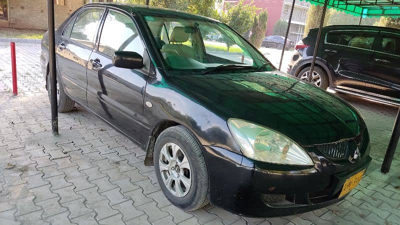 Mitsubishi Lancer 2005 3