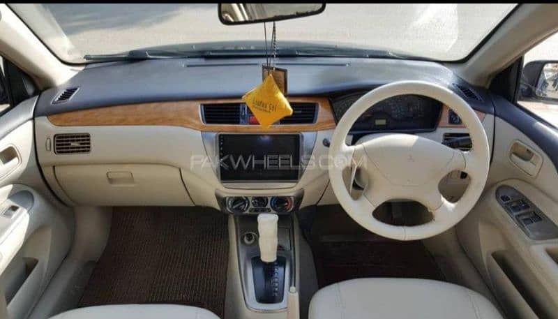 Mitsubishi Lancer 2005 12