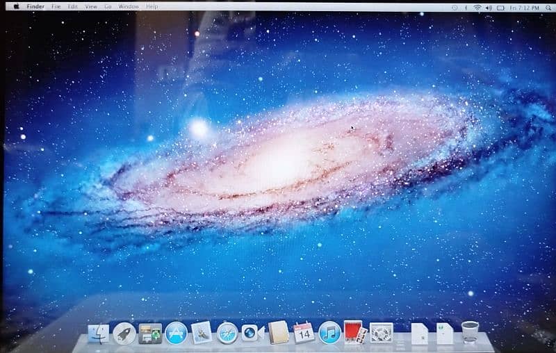 MAC BOOK PRO EARLY 2011 AVAILABLE FOR SLAE 7