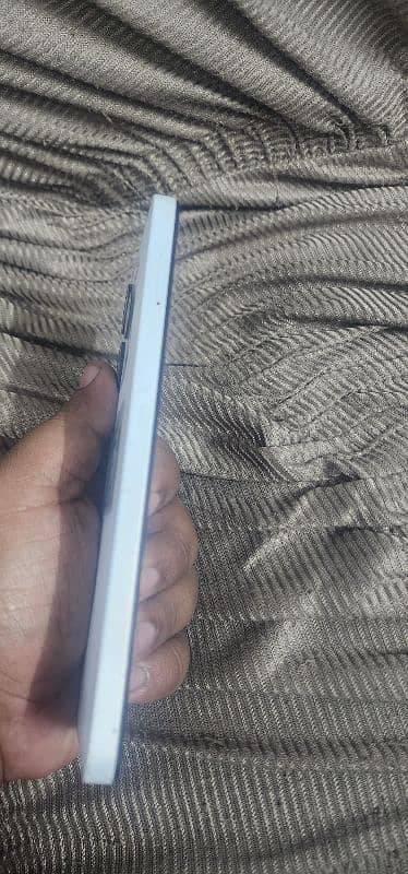tecno spark 10 pro 4