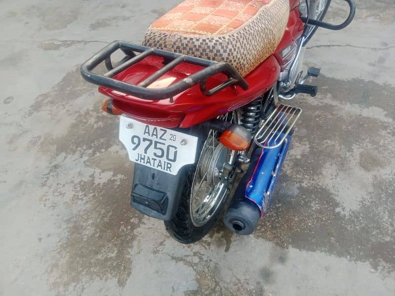 Yamaha YB125 Z for sale in good condition 2