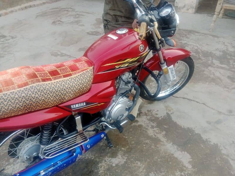 Yamaha YB125 Z for sale in good condition 3
