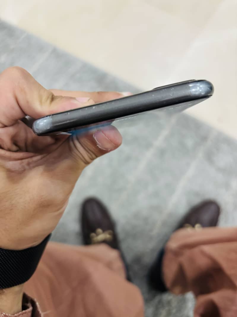 iPhone 8 Plus 256 Gb pta approved 4