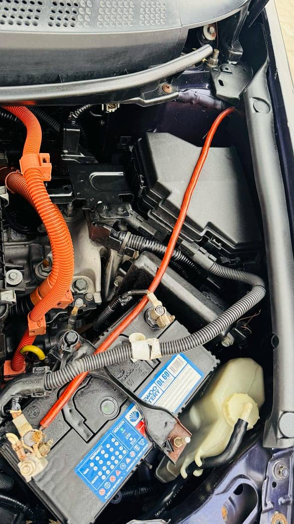 Honda Civic Hybrid 2009 10