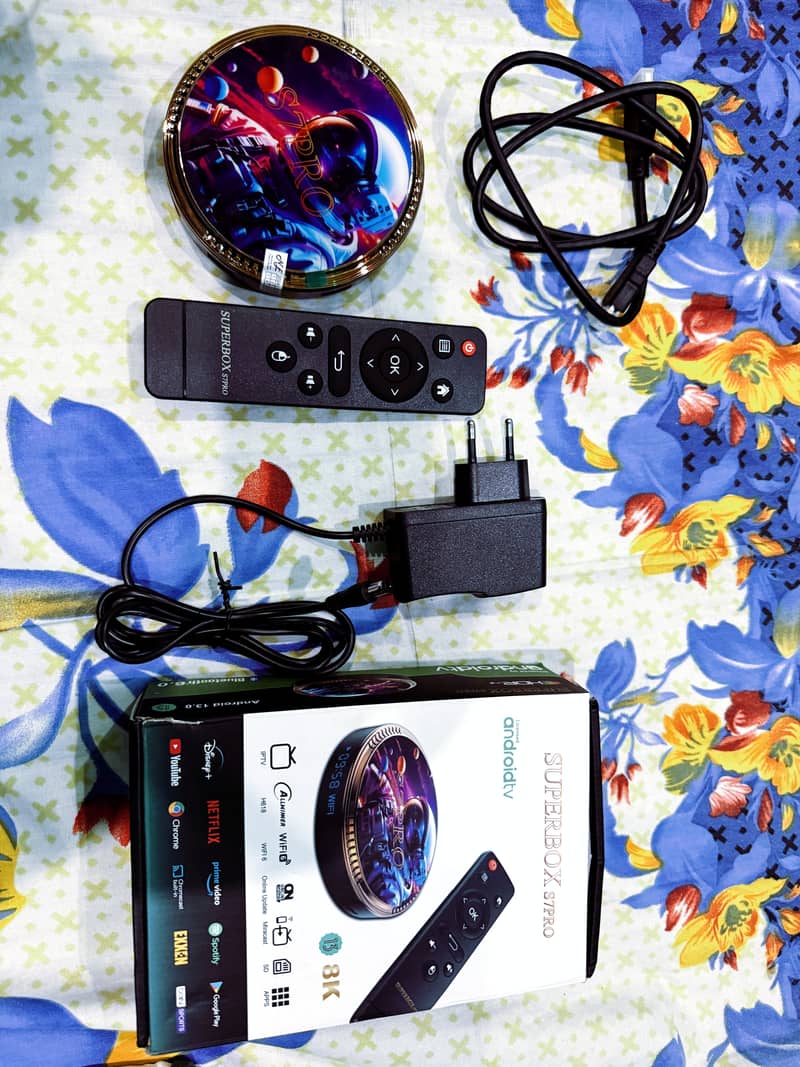 Super Box S7 PRO 8K ANDROID SMART TV BOX 2