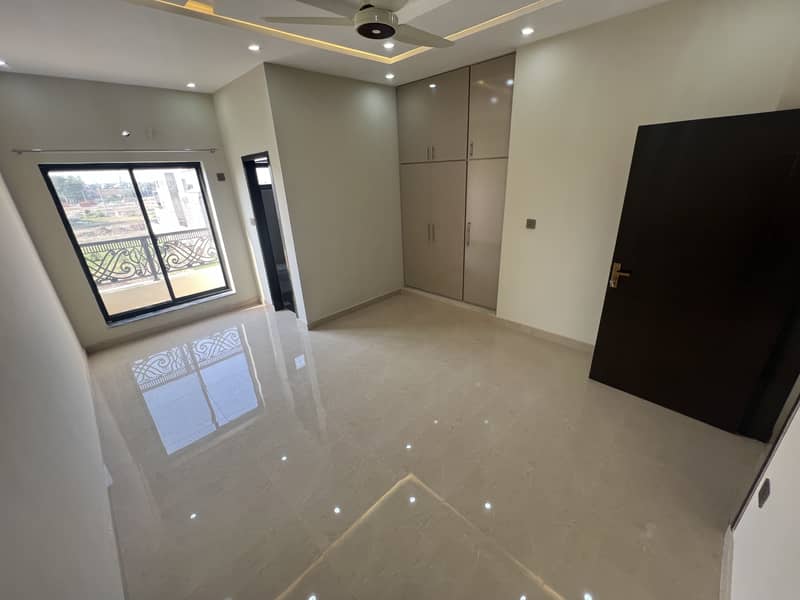 2 bedroom apartment for rent in LDA avenue 1 F block,Lahore 2