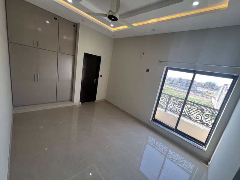 2 Bedroom Apartment For Rent In LDA Avenue 1 F Block, Lahore 3