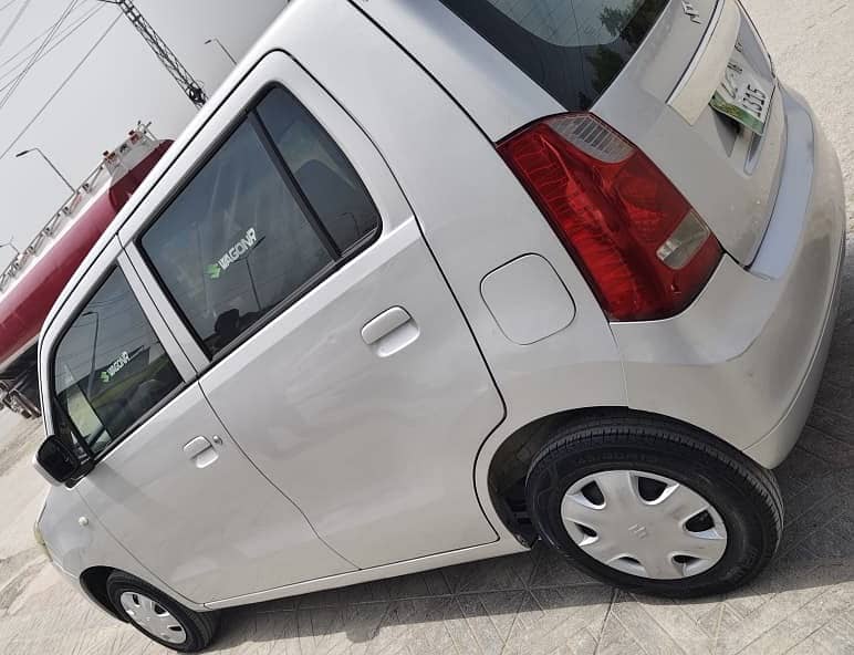 Suzuki Wagon R VXL 2015 - Full Genuine 2