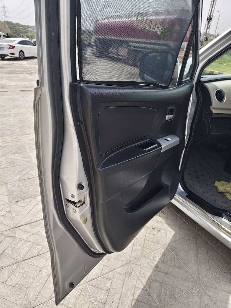 Suzuki Wagon R VXL 2015 - Full Genuine 5