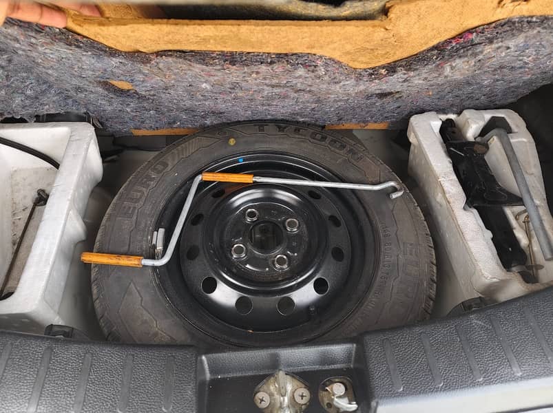 Suzuki Wagon R VXL 2015 - Full Genuine 14
