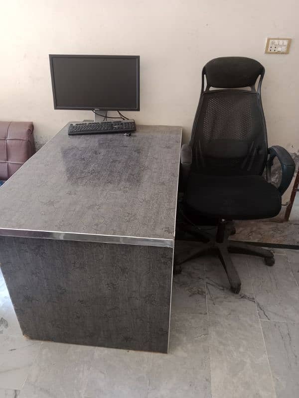 New Table and chair (03198898344) 4