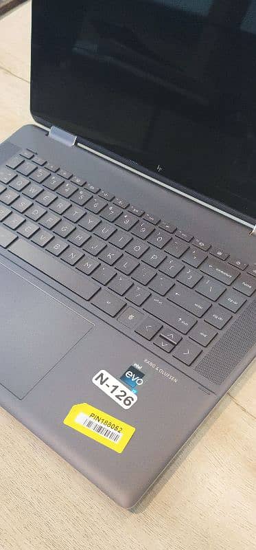 HP SPECTRE 16 360° 2 in 1  Core I7 12700H 16GB 1TB 3