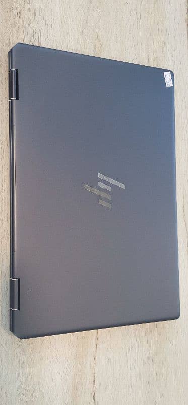 HP SPECTRE 16 360° 2 in 1  Core I7 12700H 16GB 1TB 4