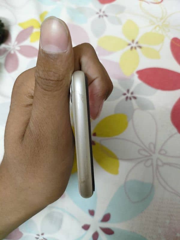 iPhone 11 Jv 3