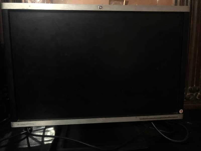 22" LCD Monitor for Sale 2