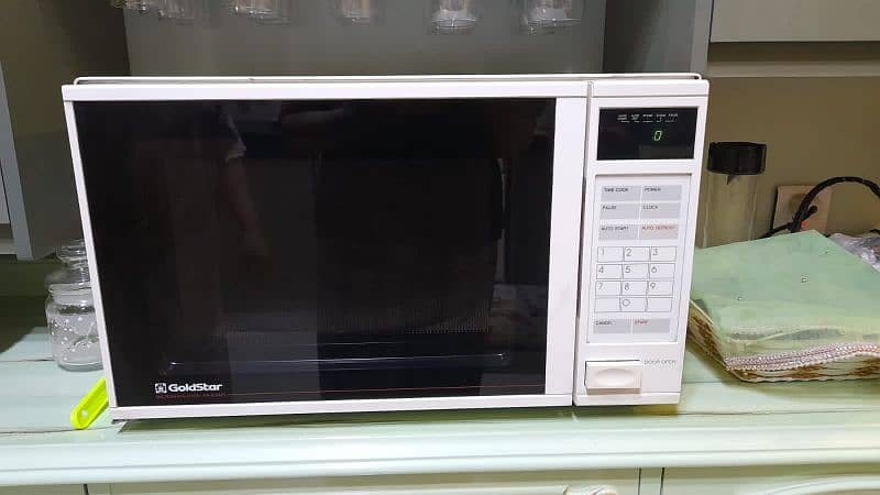 MICROWAVE  BRAND GOLD STAR [MADE  IN  KOREA 0