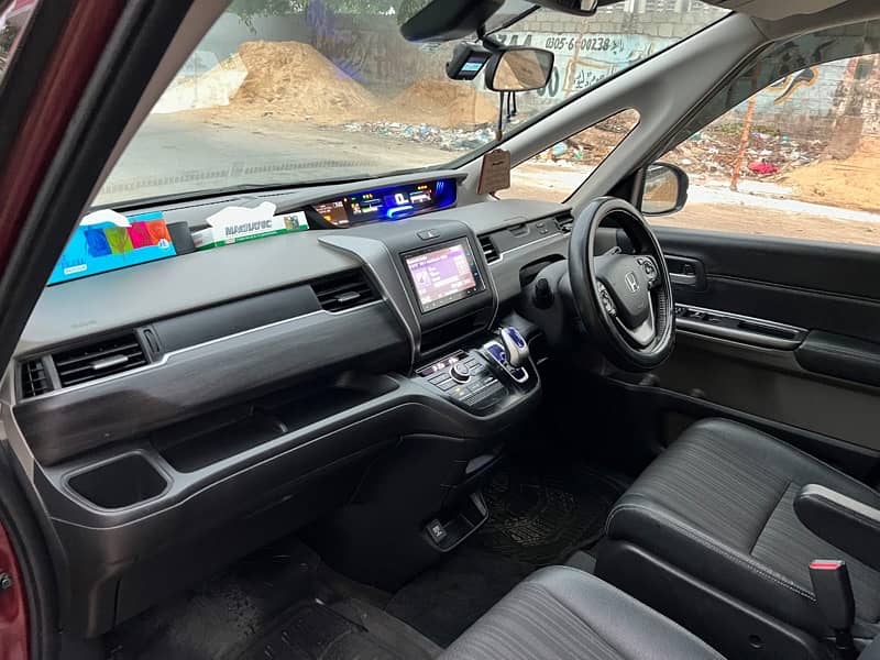 Honda Freed 2017 Hybrid Urgent Sale 6
