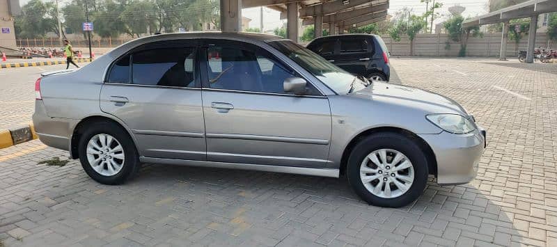 Honda Civic VTi 2004 4