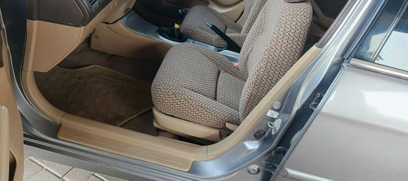 Honda Civic VTi 2004 16