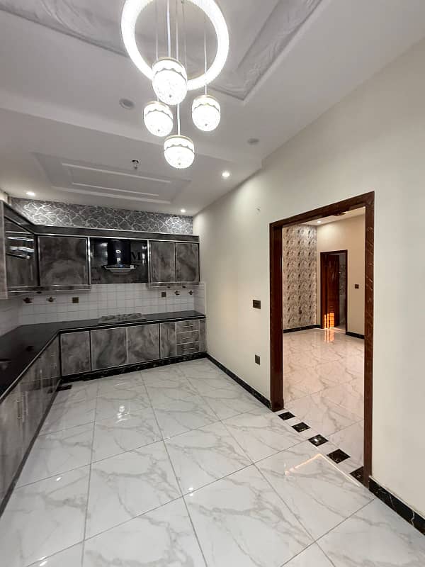 5 Marla House Are Available For Sale in Platinum Block 4
