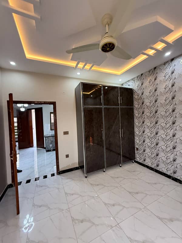 5 Marla House Are Available For Sale in Platinum Block 7