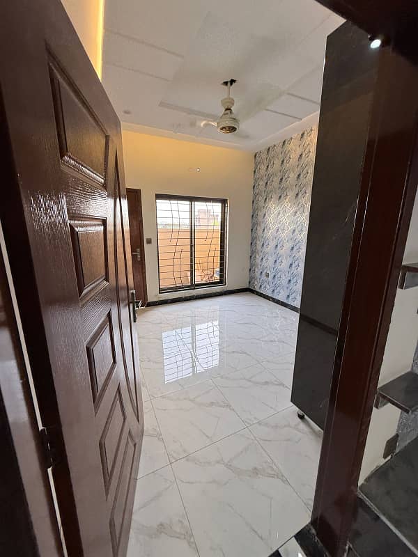 5 Marla House Are Available For Sale in Platinum Block 8